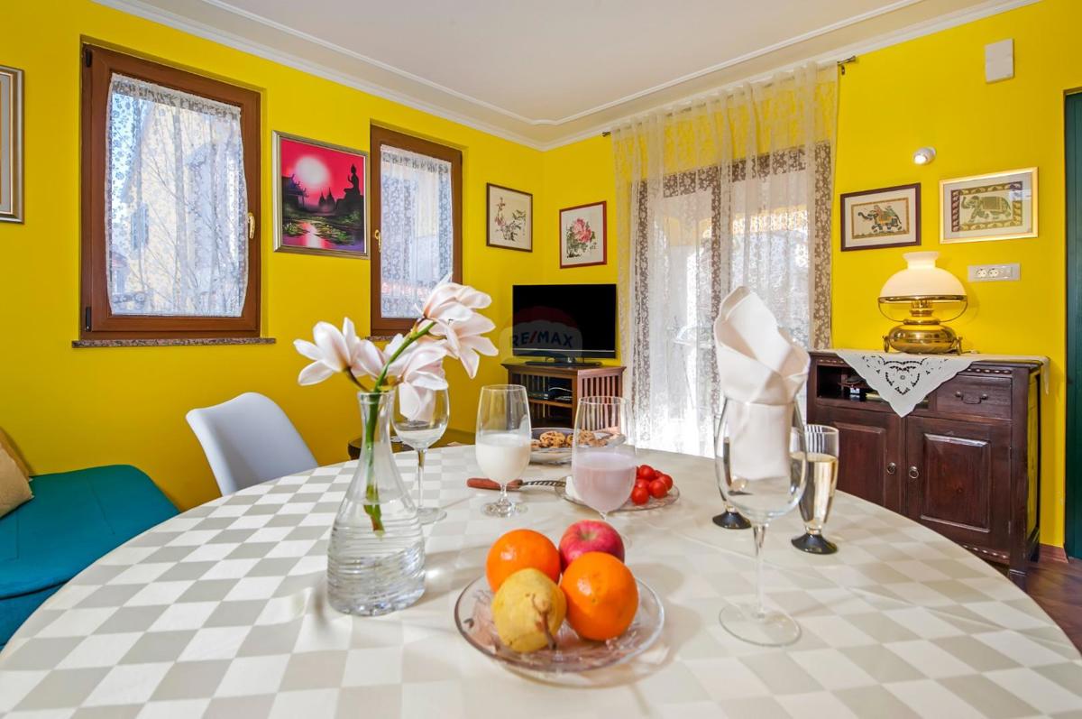 Hiša Rovinj, 360m2