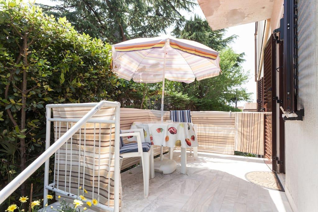 Istra, Umag - Samostojna apartmajska hiša, 100 m od morja
