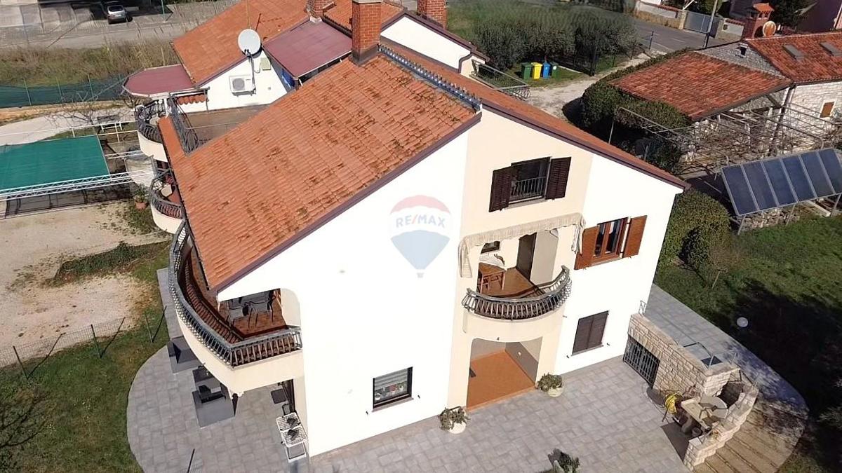 Hiša Umag, 500m2