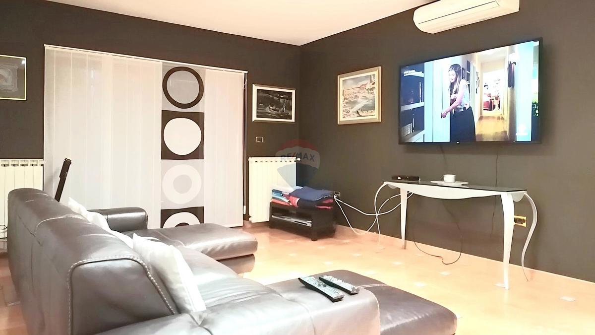 Hiša Umag, 500m2