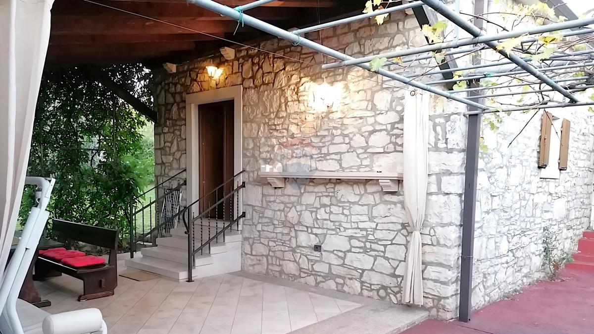 Hiša Umag, 500m2