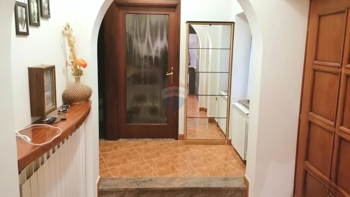 Hiša Umag, 500m2