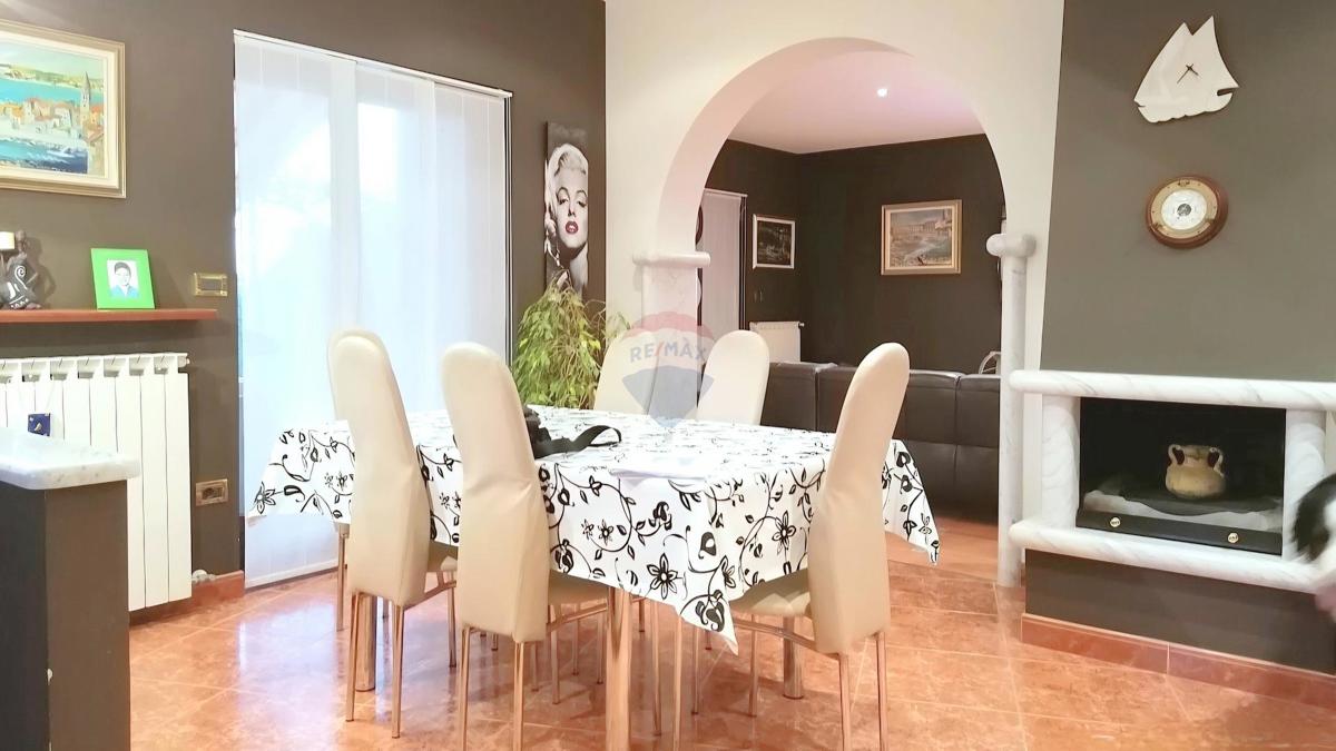 Hiša Umag, 500m2