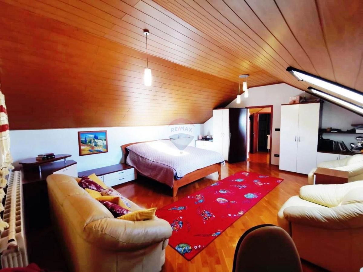 Hiša Saršoni, Viškovo, 280m2