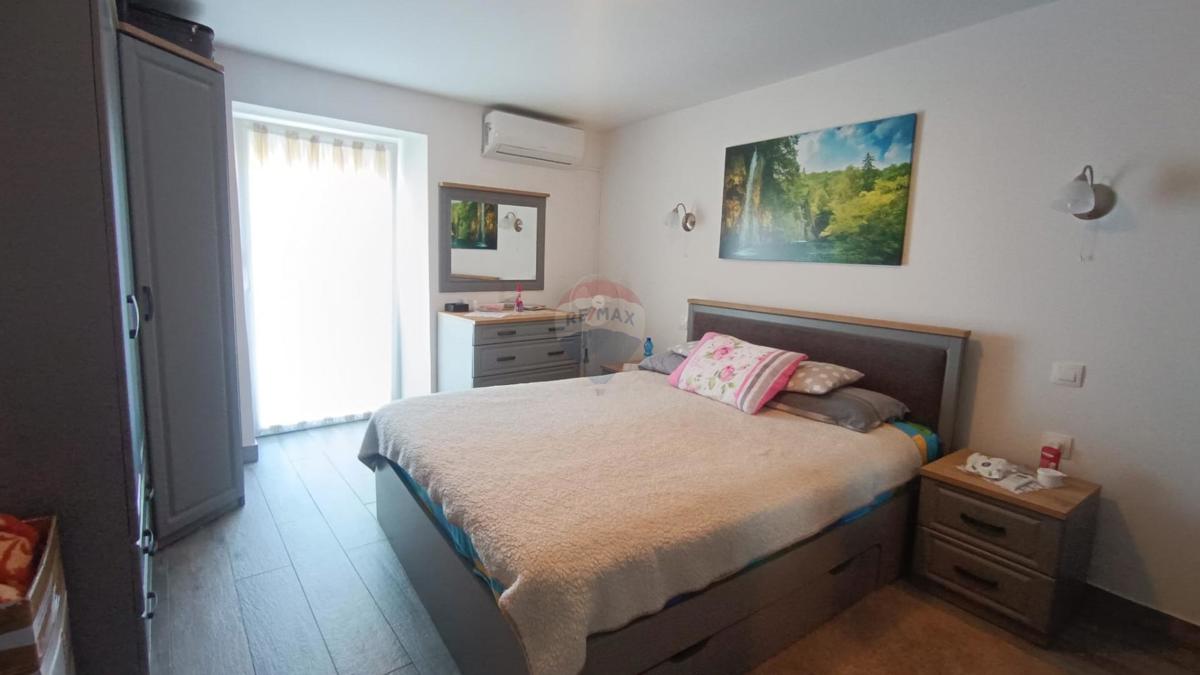 Stanovanje/Apartma Tar, Tar-Vabriga, 77m2