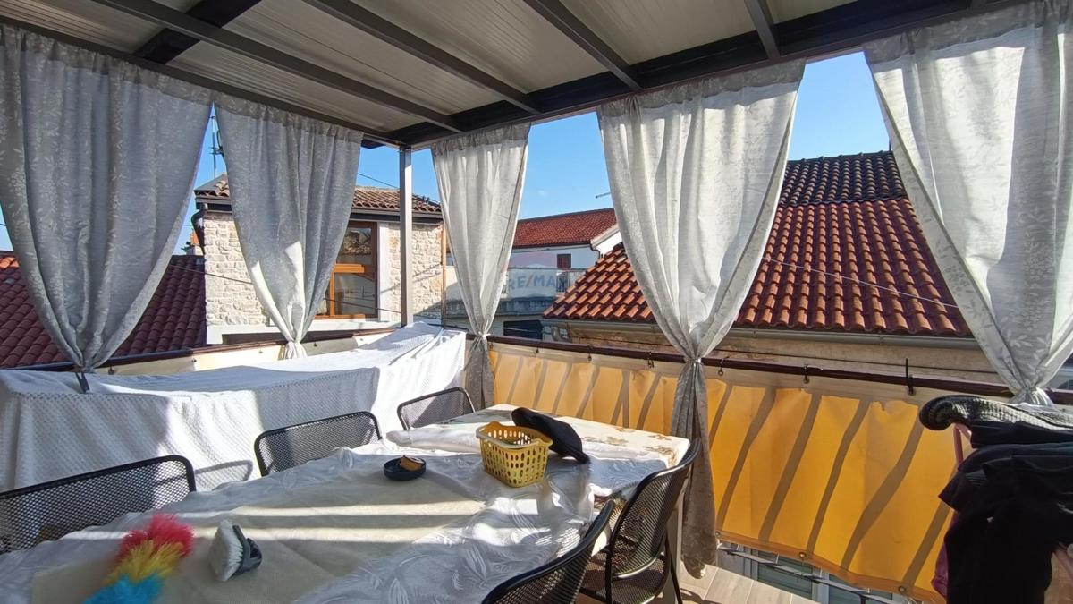 Stanovanje/Apartma Tar, Tar-Vabriga, 77m2