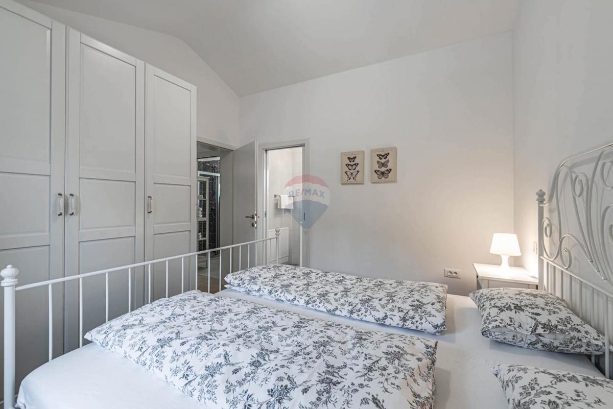 ISTRIA, LABIN - Holiday home with swimming pool