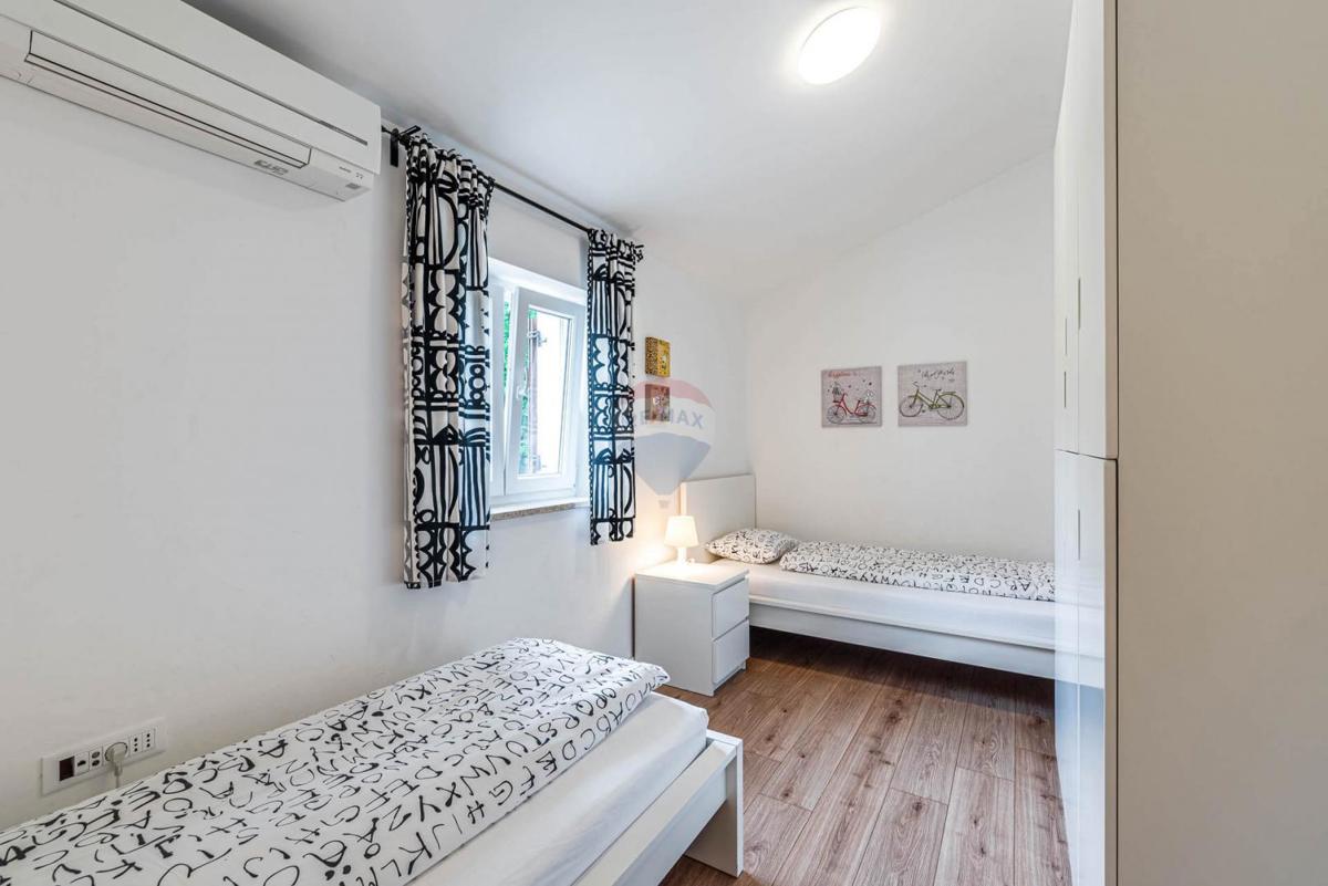ISTRIA, LABIN - Holiday home with swimming pool