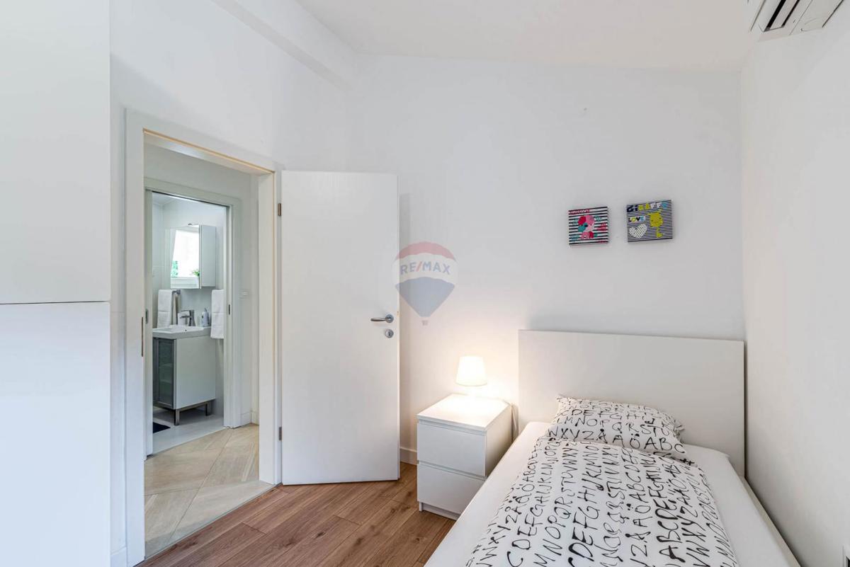 ISTRIA, LABIN - Holiday home with swimming pool