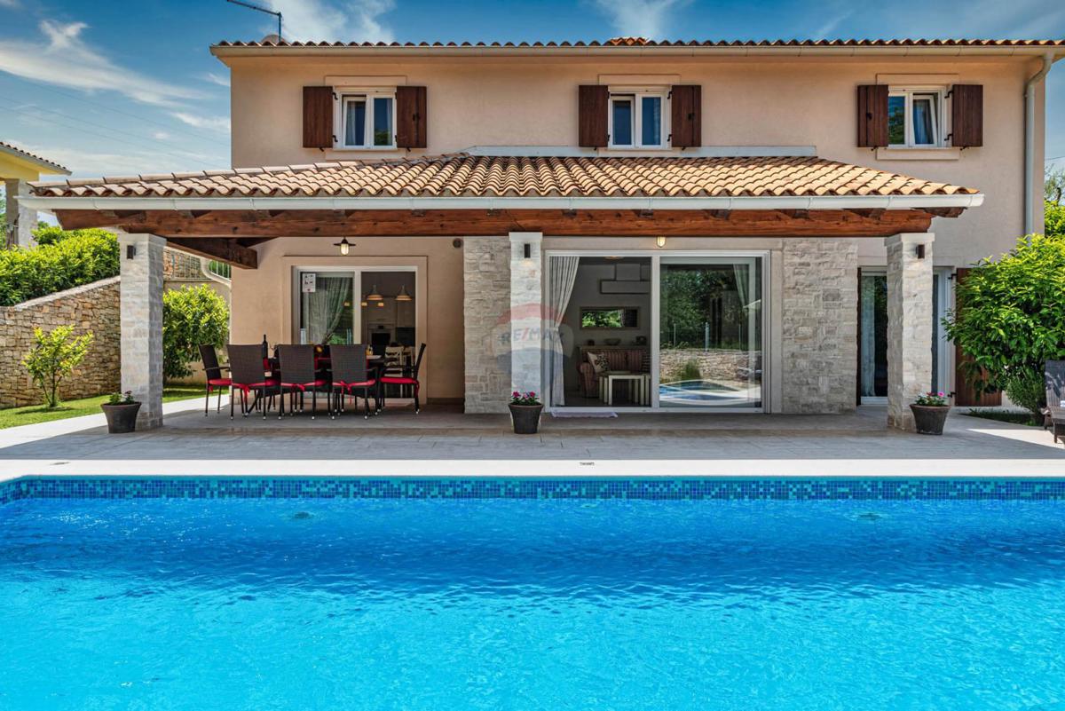 ISTRIA, LABIN - Holiday home with swimming pool