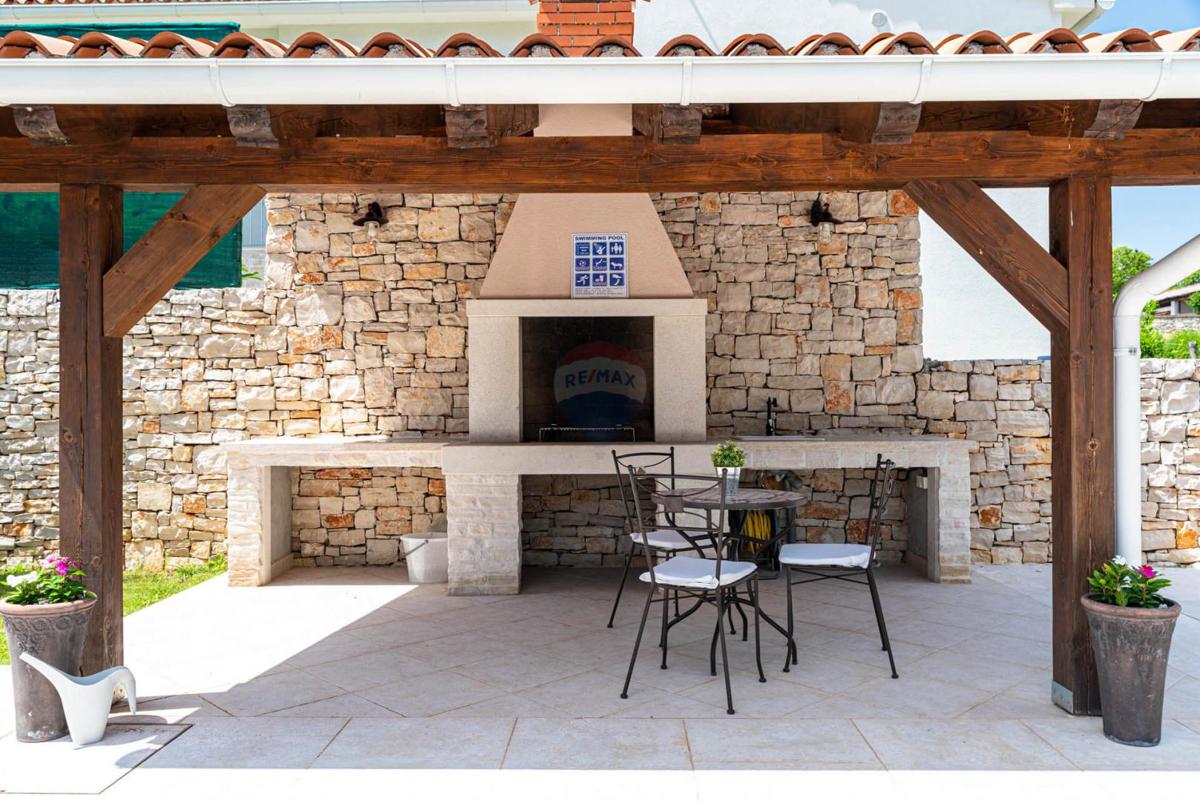 ISTRIA, LABIN - Holiday home with swimming pool