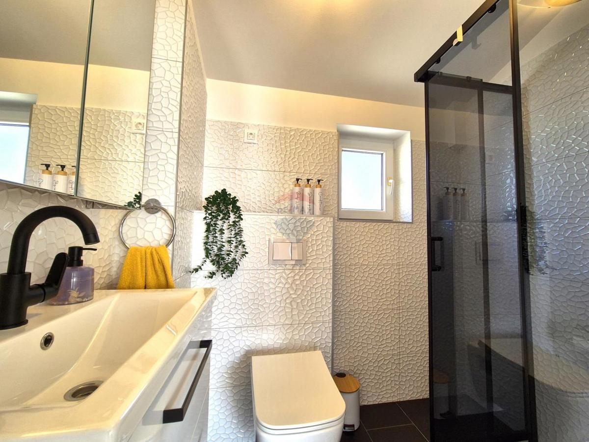 Stanovanje/Apartma Ćikovići, Kastav, 101,19m2