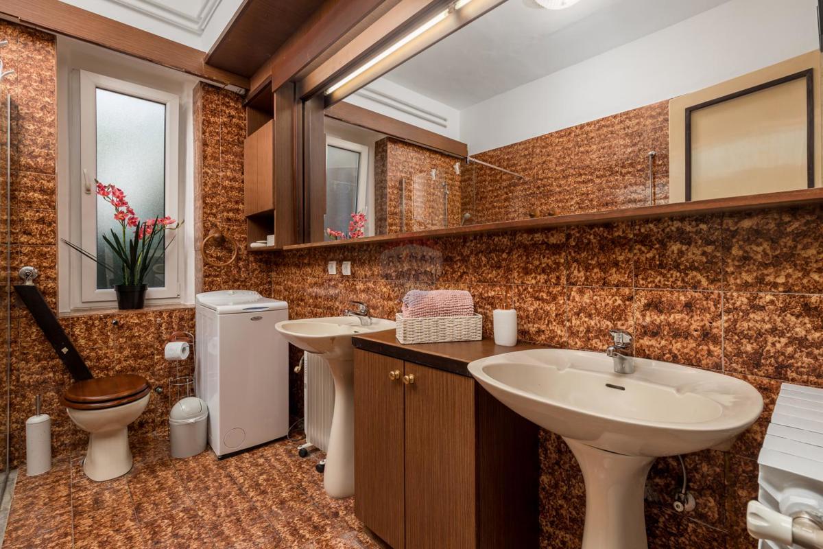 Stanovanje/Apartma Bulevard, Rijeka, 81m2