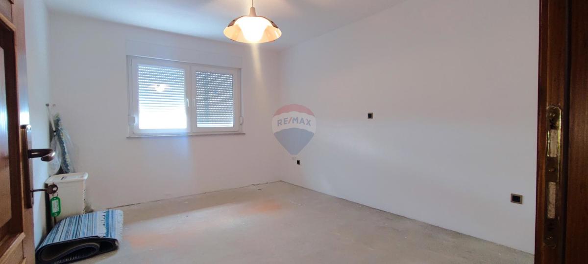 Hiša Kloštar Ivanić, 160m2