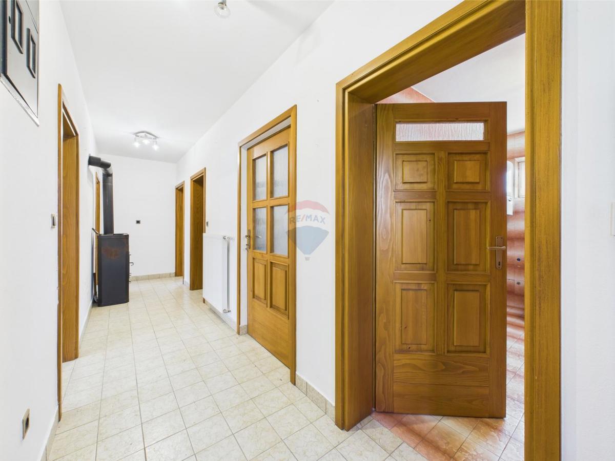 Hiša Kloštar Ivanić, 160m2
