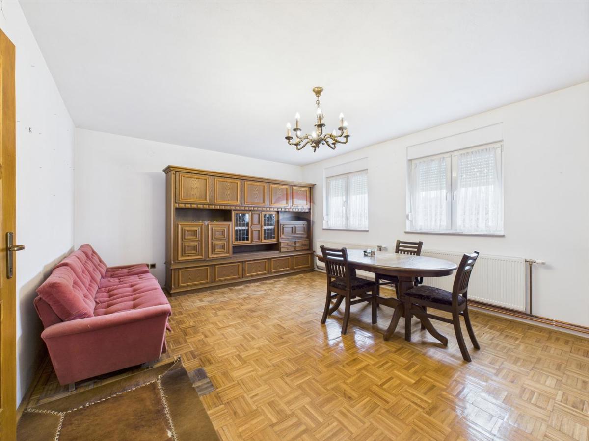 Hiša Kloštar Ivanić, 160m2