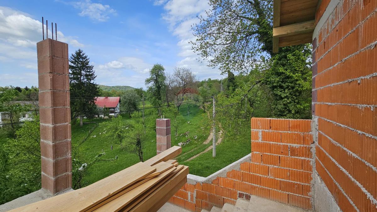 Hiša Severin na Kupi, Vrbovsko, 100m2