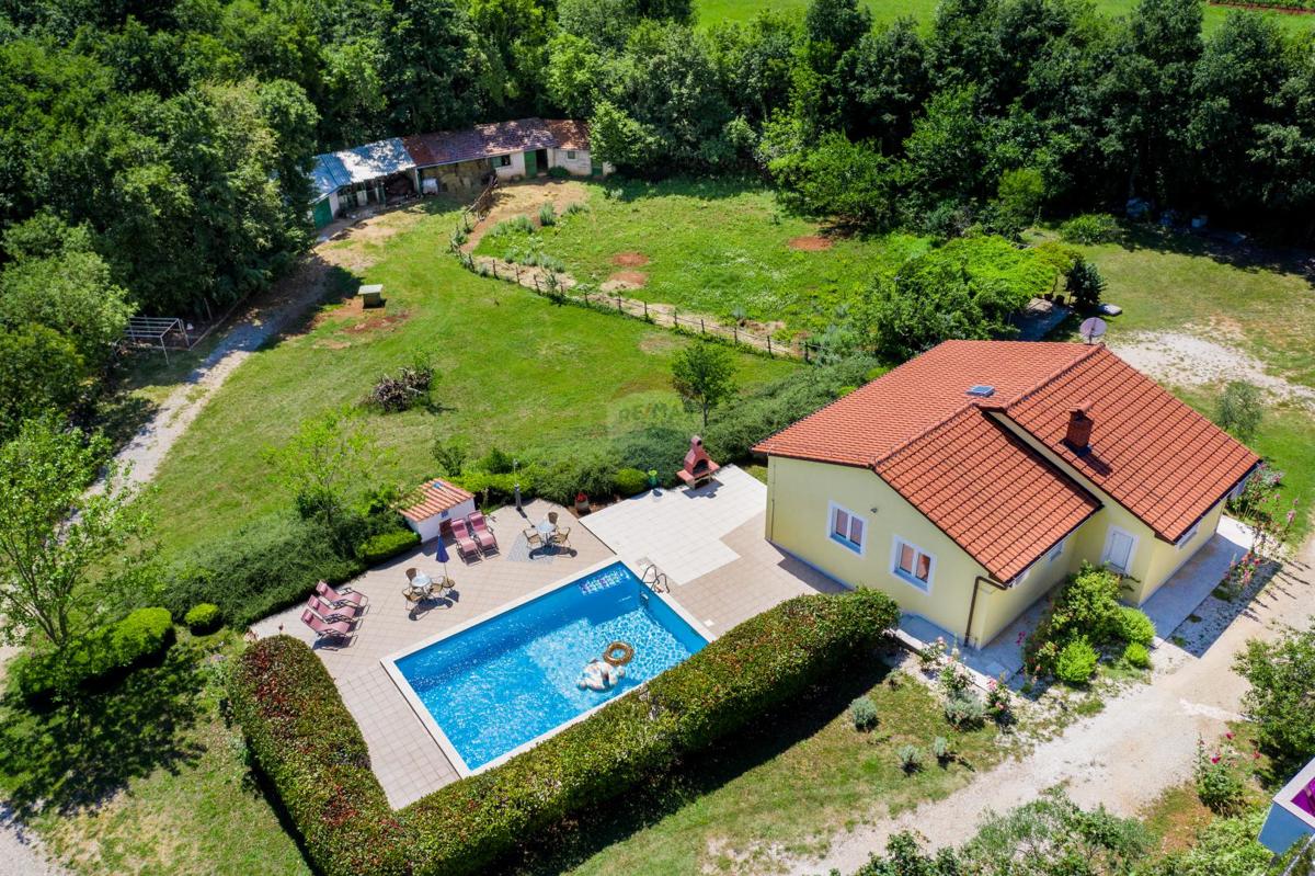 Hiša Žminj, 630m2