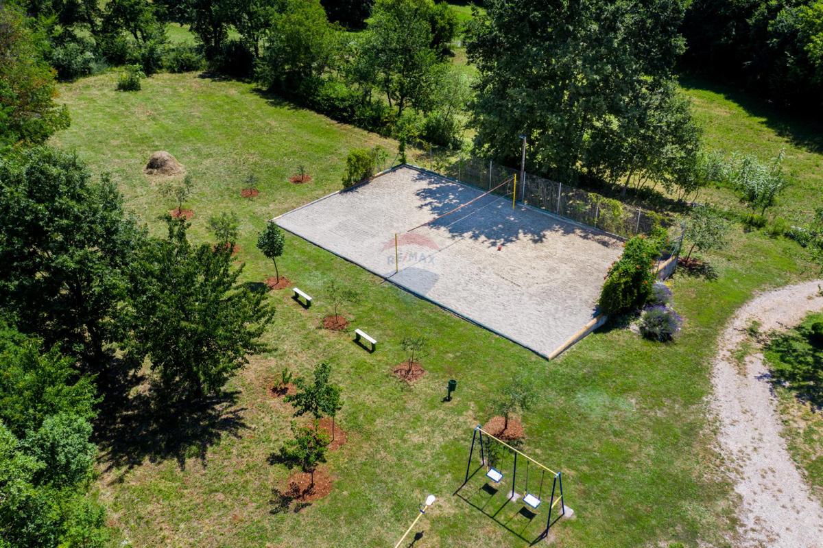 Hiša Žminj, 630m2