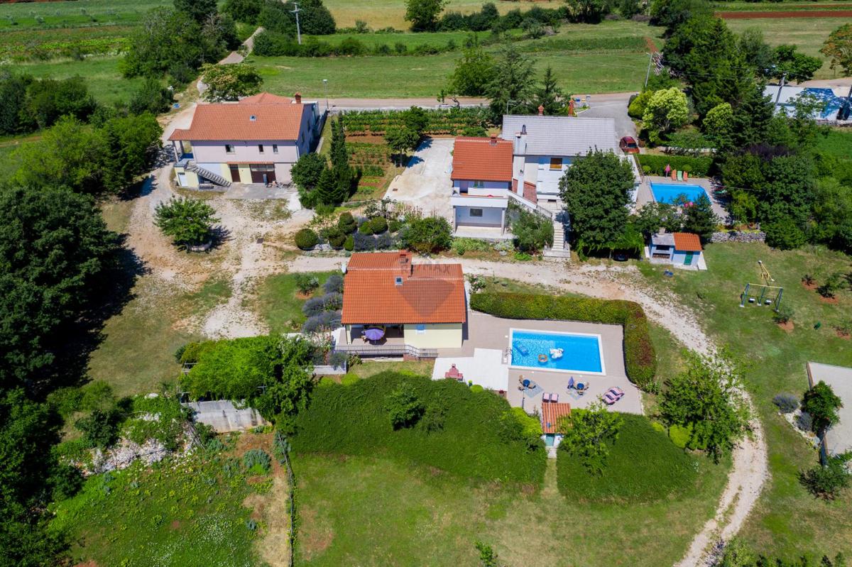 Hiša Žminj, 630m2