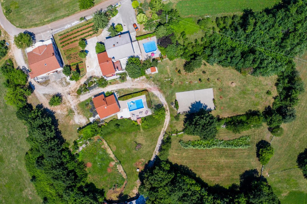 Hiša Žminj, 630m2