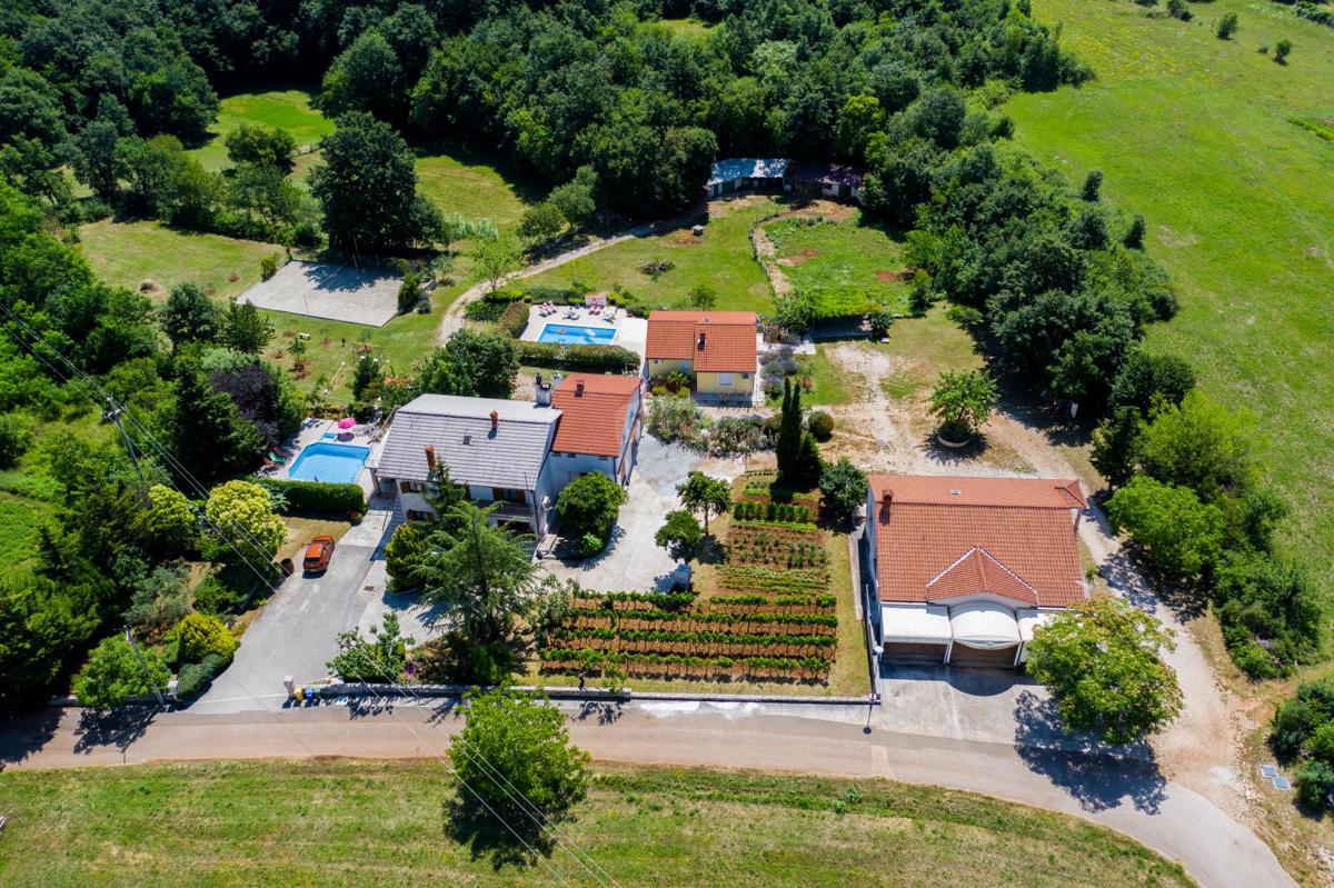 Hiša Žminj, 630m2