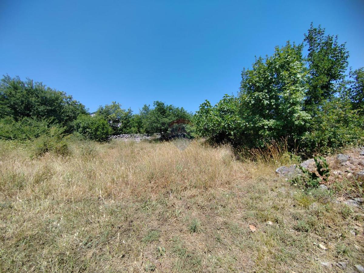 Stavbno zemljišče Vrbnik, 655m2