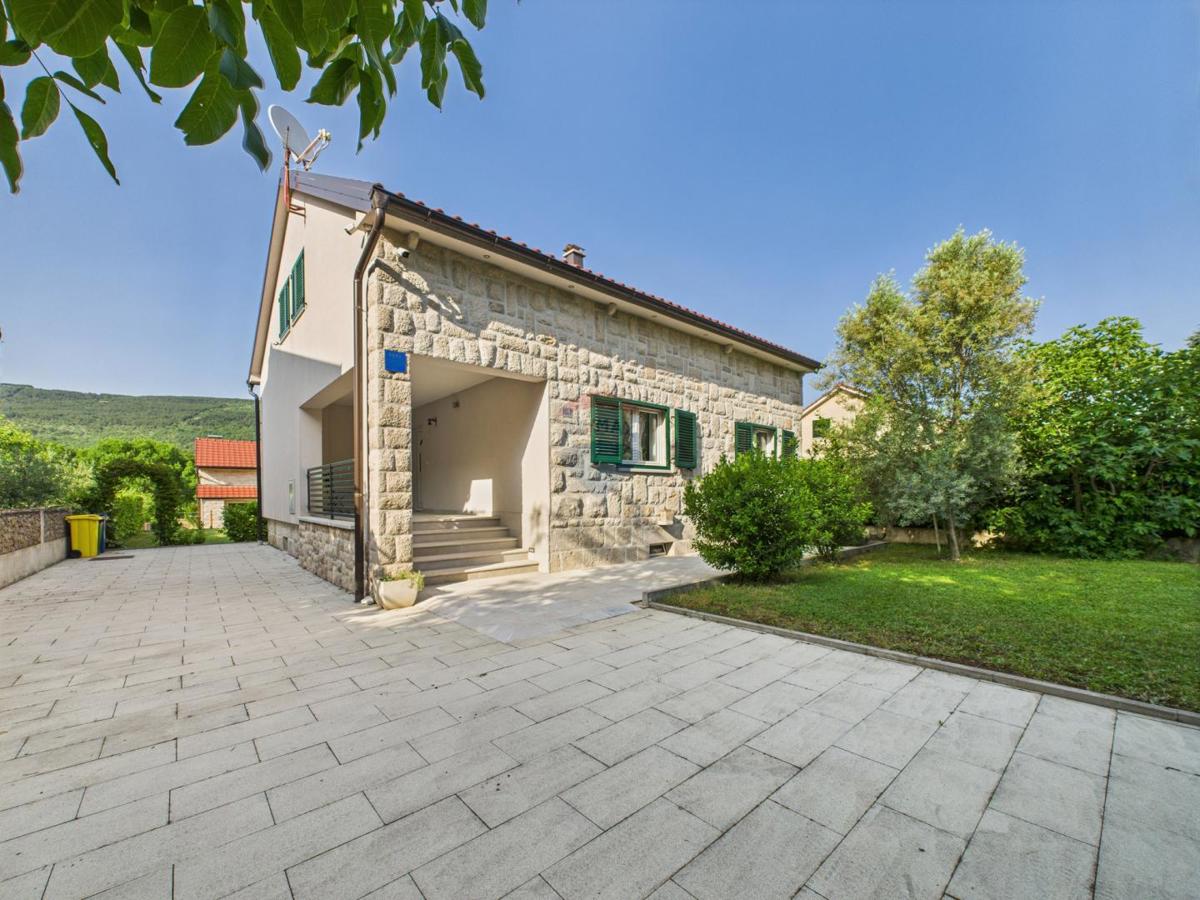 Hiša Imotski, 230m2
