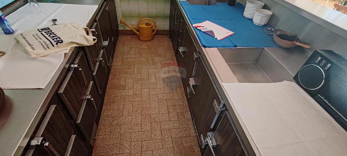 Hiša Supetarska Draga, Rab, 620m2