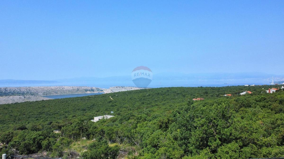 Crikvenica, Šmrika – zazidljivo zemljišče na privlačni lokaciji