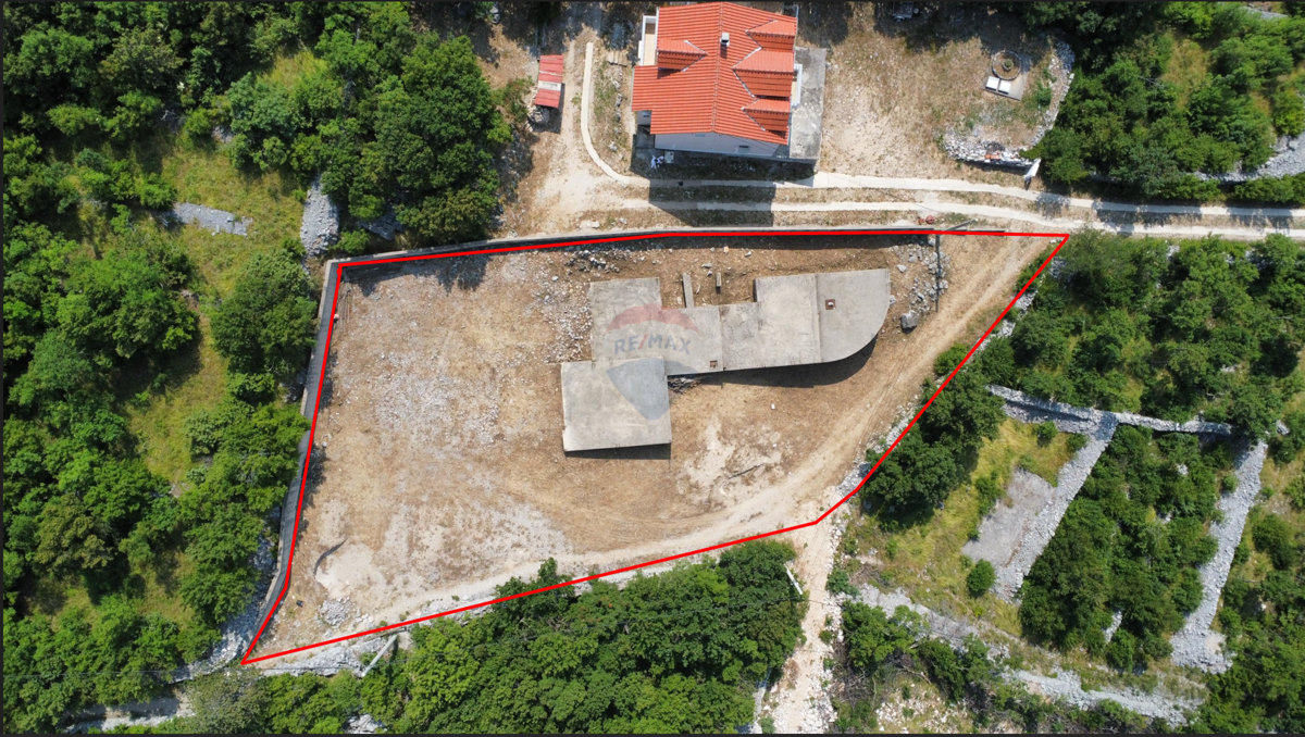 Crikvenica, Šmrika – zazidljivo zemljišče na privlačni lokaciji