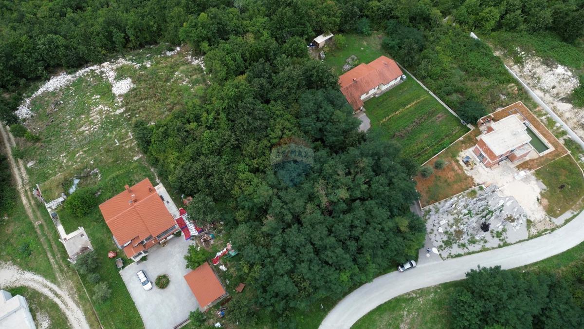 ISTRIA, PIĆAN – Building Land 1,364 m²