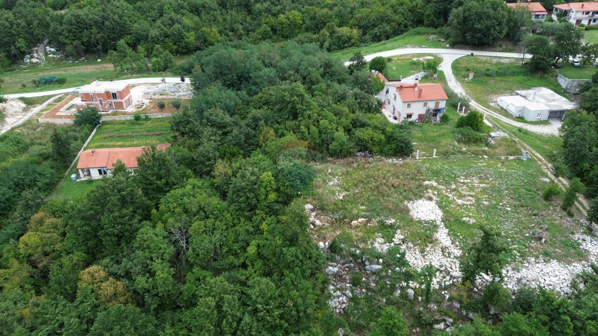 ISTRIA, PIĆAN – Building Land 1,364 m²