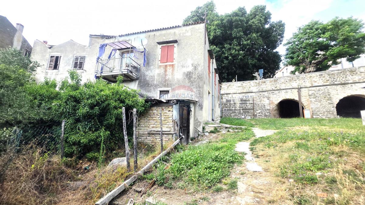 Hiša Buje, 186m2