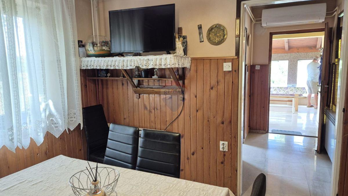 Hiša Novaki Motovunski, Karojba, 220m2
