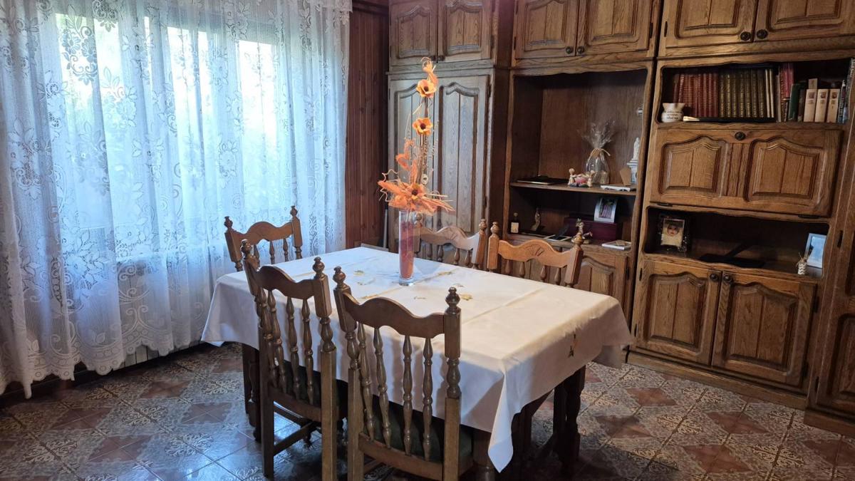 Hiša Novaki Motovunski, Karojba, 220m2