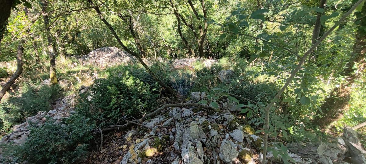 Stavbno zemljišče Svilno, Rijeka, 2.125m2