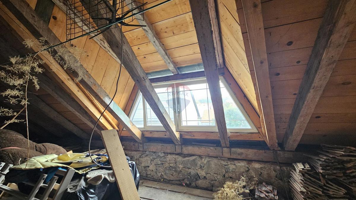Hiša Delnice, 330m2