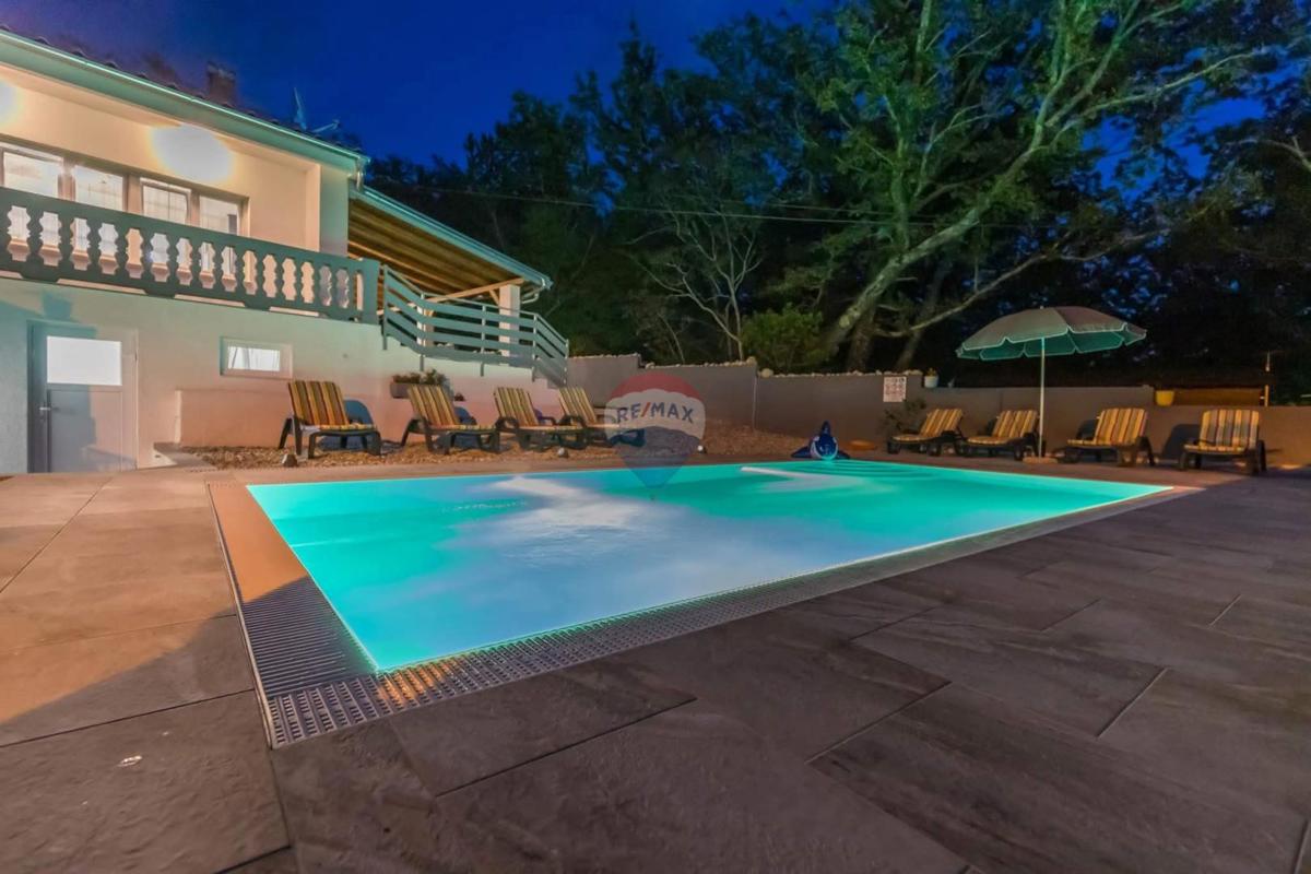 Hiša Grižane-Belgrad, Vinodolska Općina, 193m2