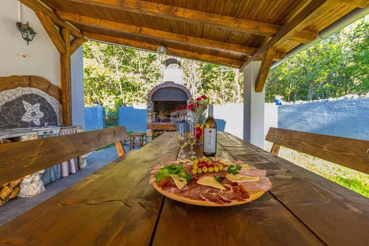 Hiša Grižane-Belgrad, Vinodolska Općina, 193m2