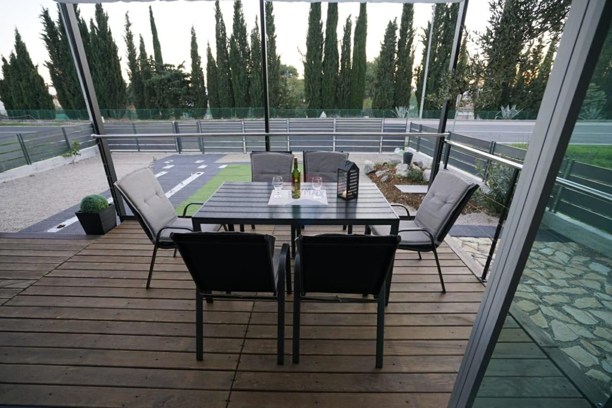 Stavbno zemljišče Donje Raštane, Sveti Filip I Jakov, 167m2