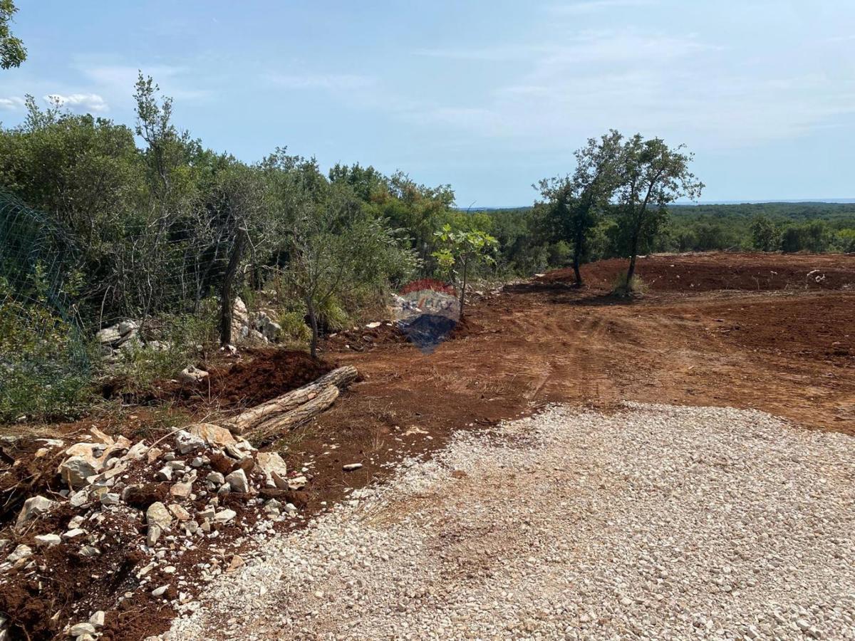 Stavbno zemljišče Bale, 493m2