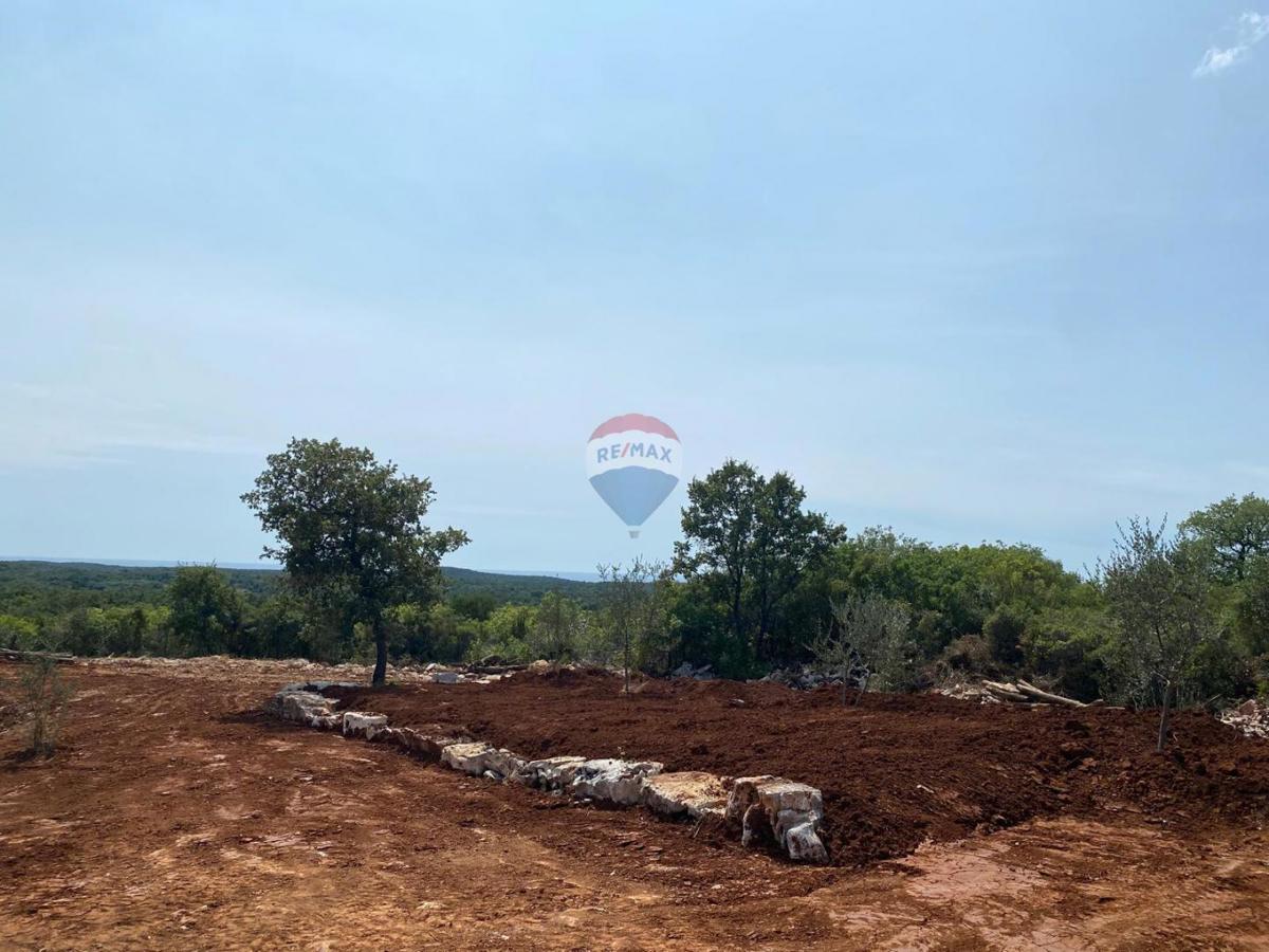 Stavbno zemljišče Bale, 493m2