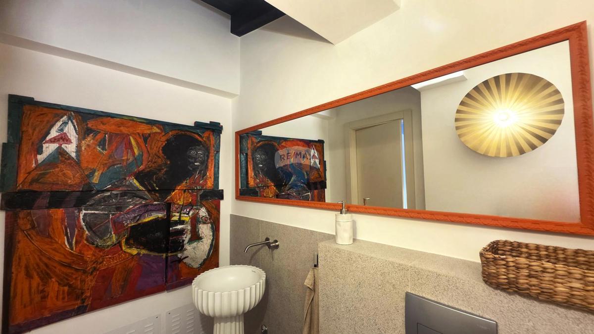 Istra, Oprtalj – Kamnita vila edinstvenega dizajna