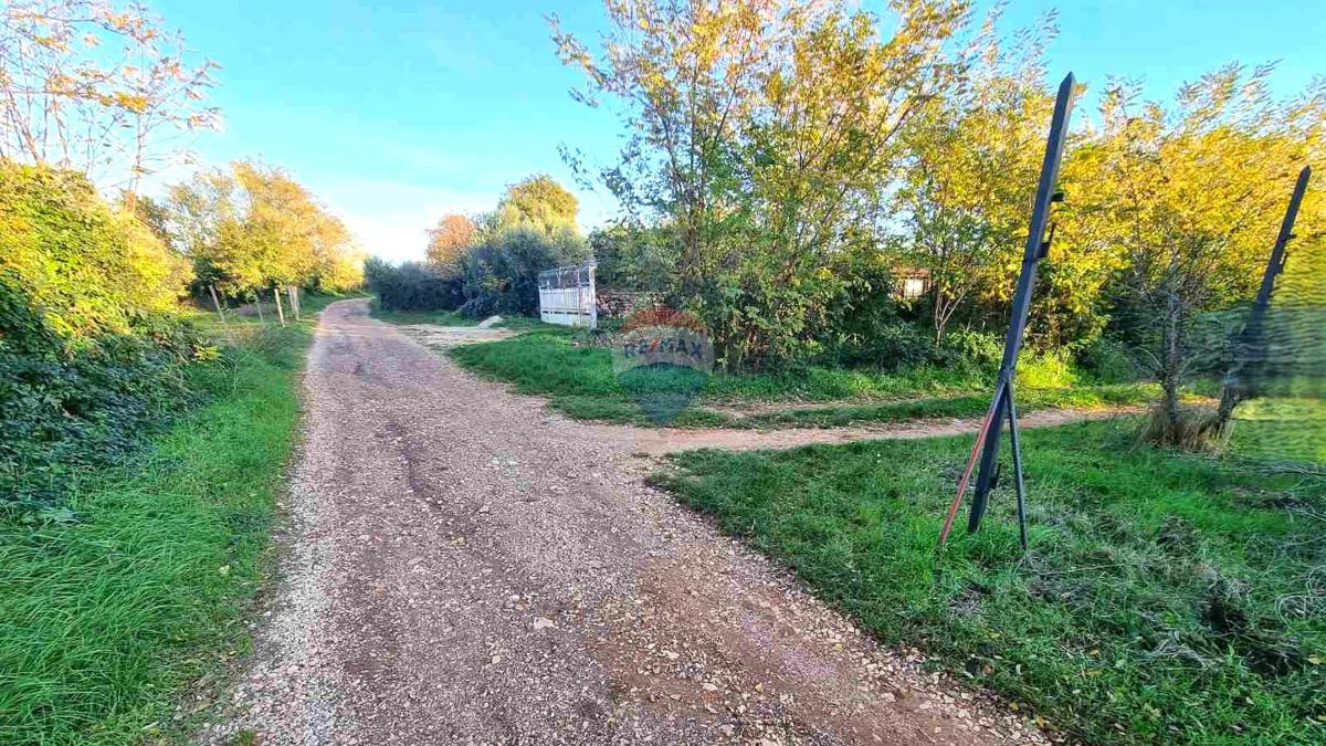 Stavbno zemljišče Finida, Umag, 1.899m2