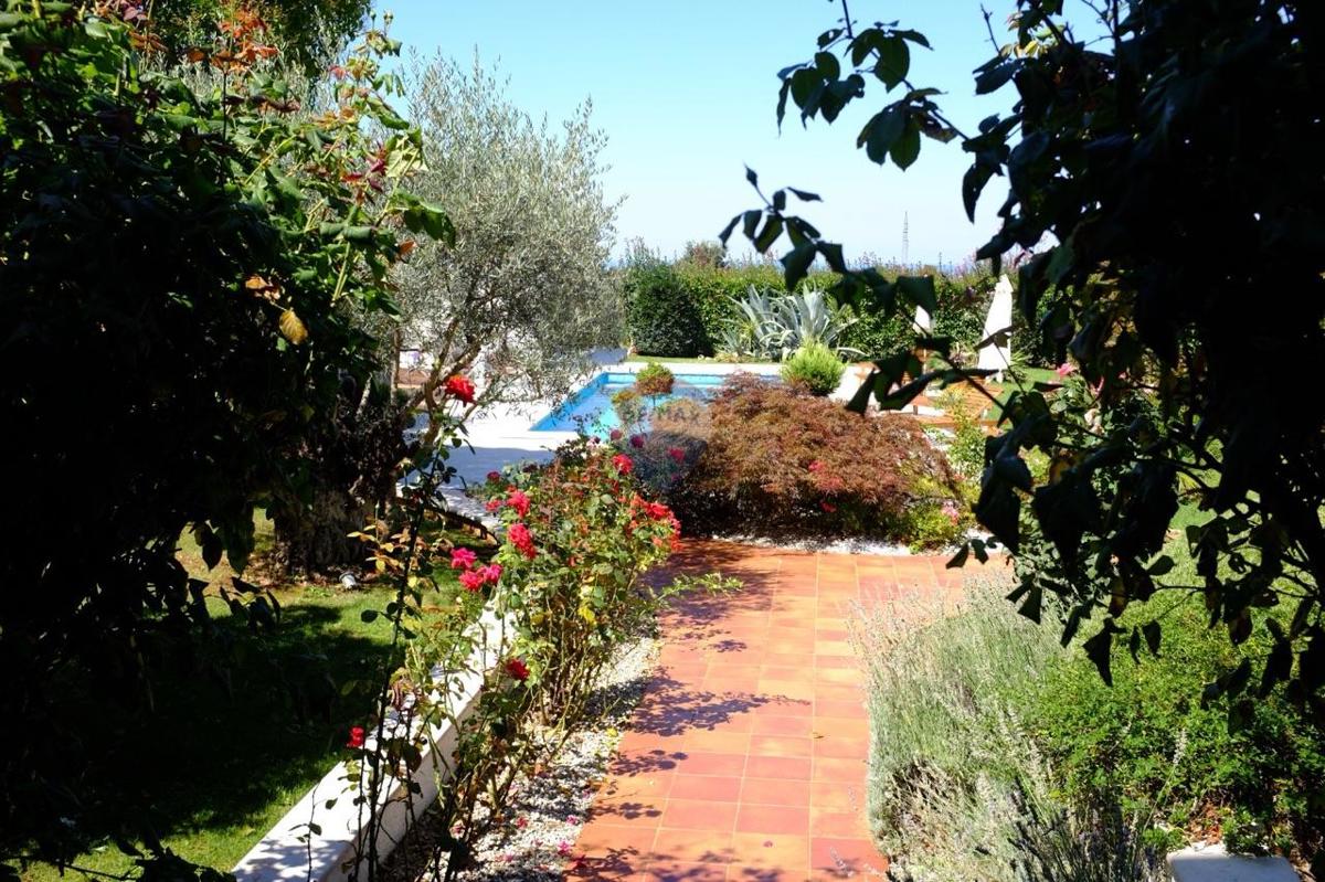 Hiša Poreč okolica, Poreč, 472m2