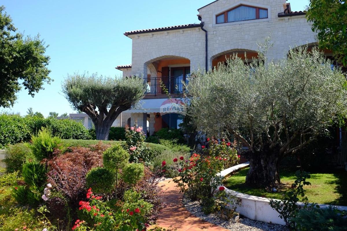 Hiša Poreč okolica, Poreč, 472m2