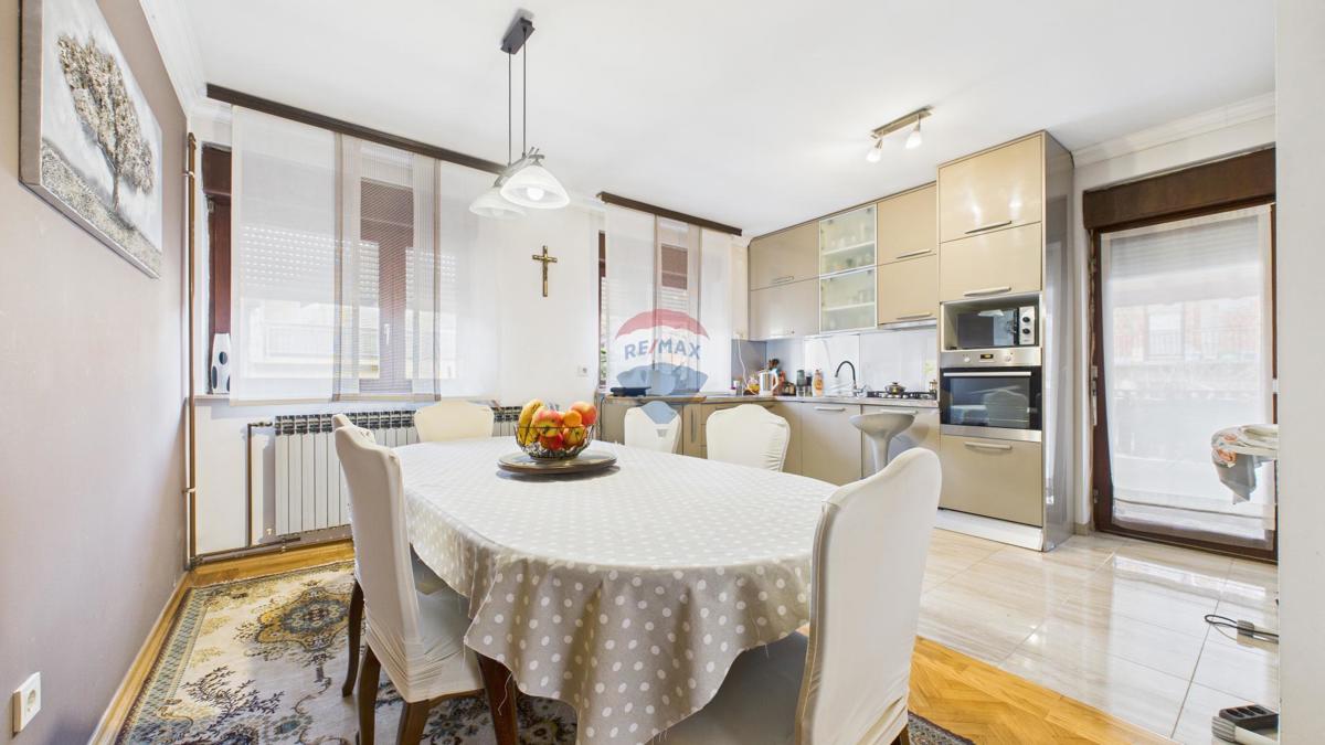 Hiša Trnava, Donja Dubrava, 250m2