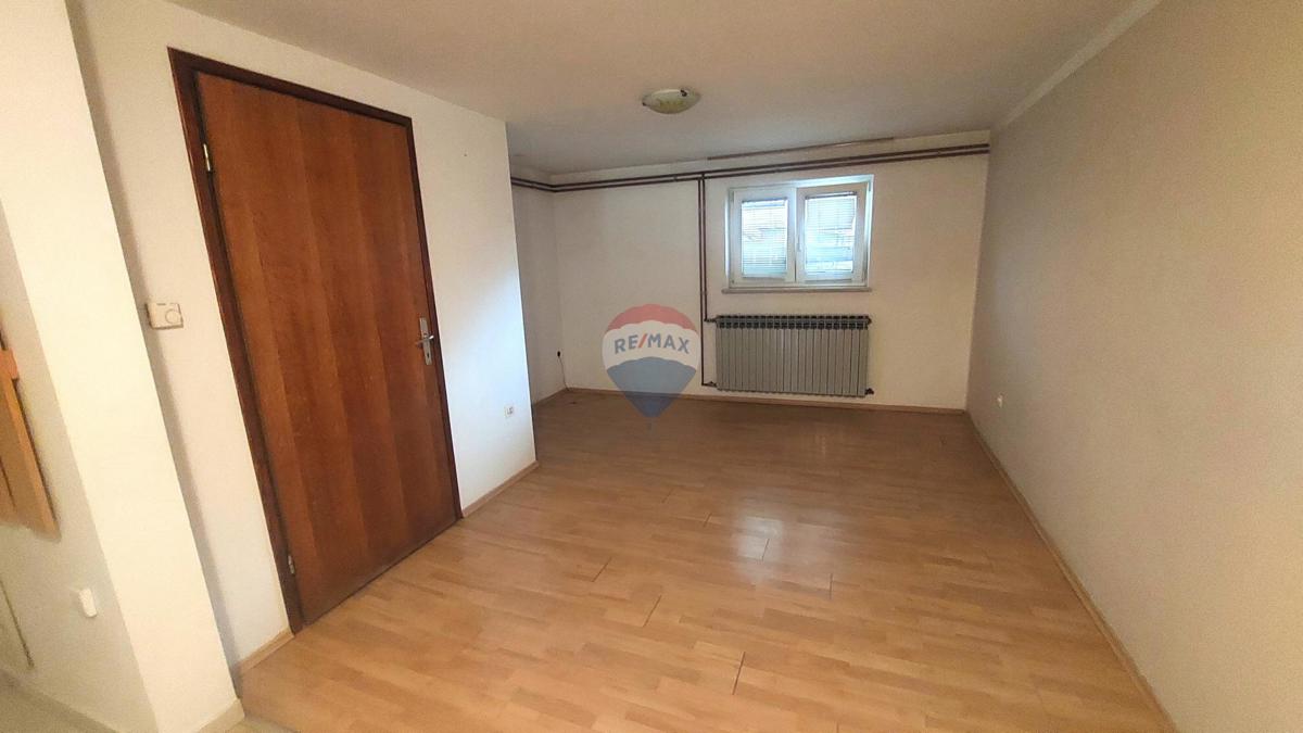 Hiša Trnava, Donja Dubrava, 250m2