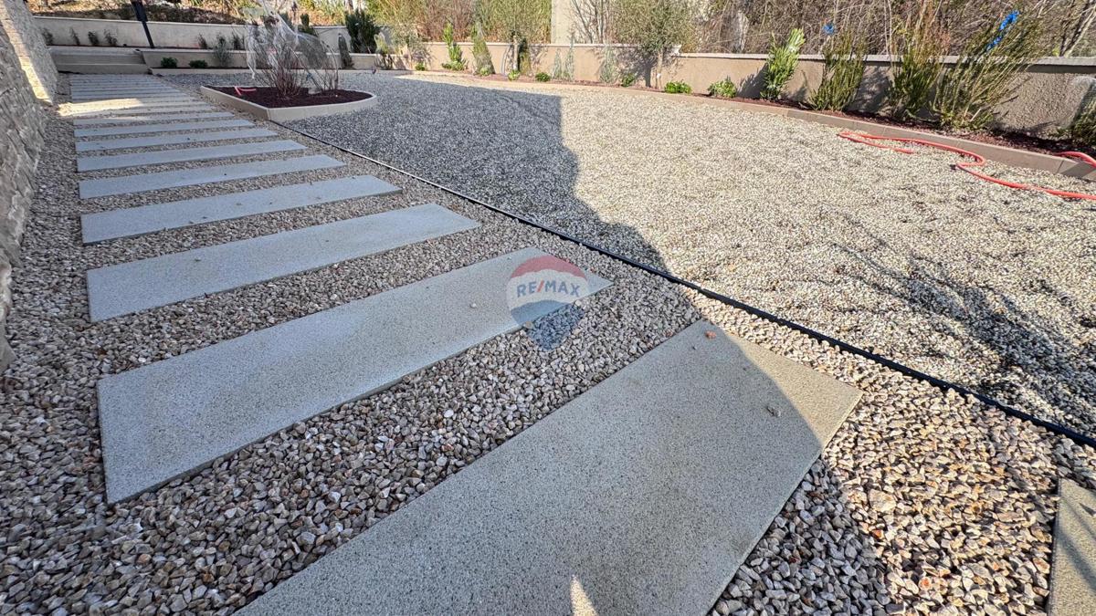 Hiša Garica, Vrbnik, 230m2